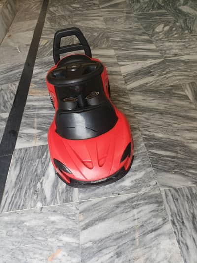 4_wheel Less used new red clr car available in lush condition