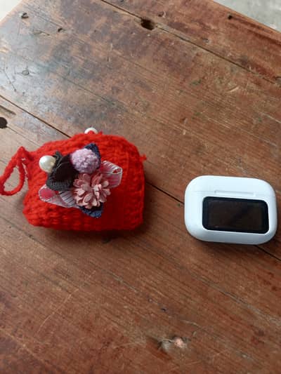 Cute Crochet Mini Pouch for Earbuds & Makeup - Aesthetic Red