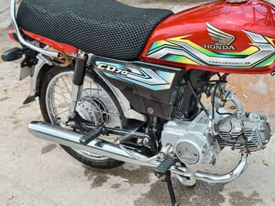 Honda CD 70 2023