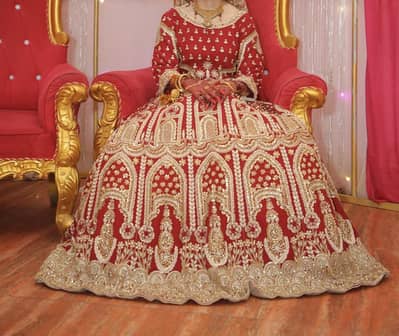 Bridal Lehnga For sale  full heavy work