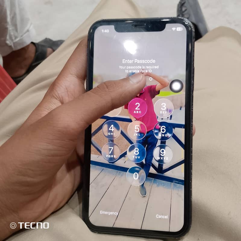 Apple iPhone 11 0