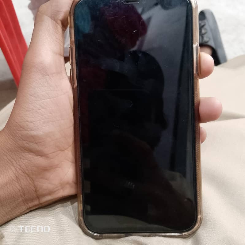 Apple iPhone 11 3