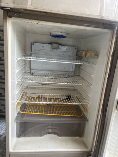 Dawlance Fridge 2 door