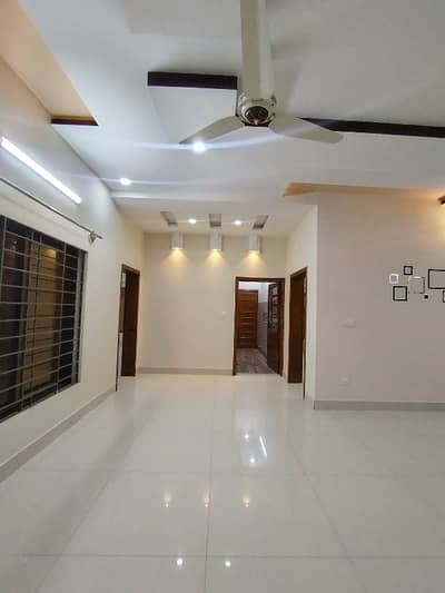 60x100 Upper Portion For Rent G-14/4 islamabad