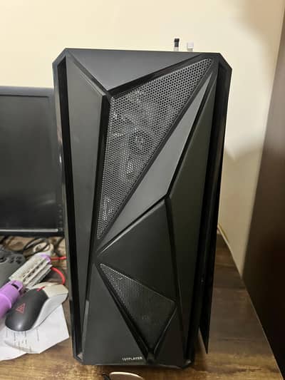 Whole Gaming Pc included mostly everything