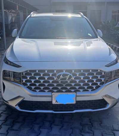 Hyundai Santa Fe Signature Hybrid 2024 | Genuine | 21,000 KM | Top Var