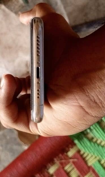Apple iPhone XS 2
