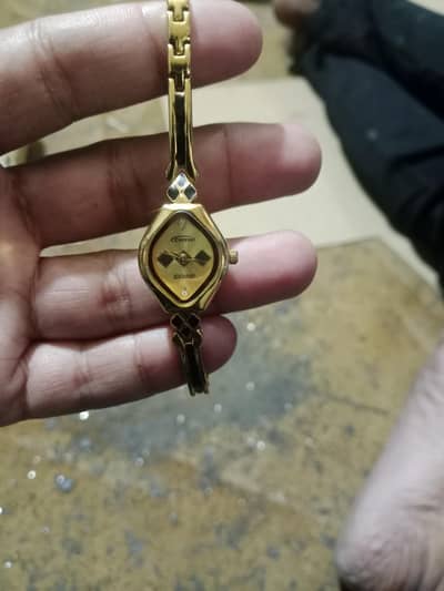 urgent sale crescent ladies watch
