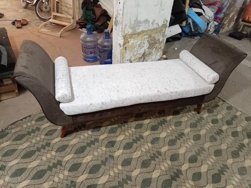 BACKLESS 2 seats 6