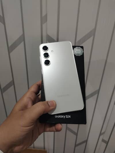 Samsung Mobile S24