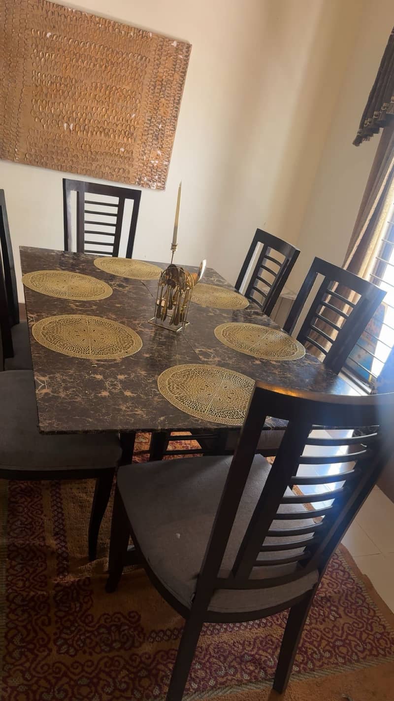 6 seater dining table 1