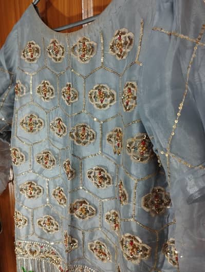 Buy this beautiful 3pc dress with heavy beads and sequence work