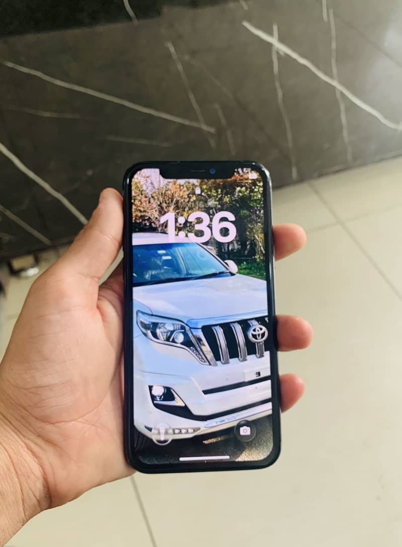 Apple iPhone 11 Pro 2