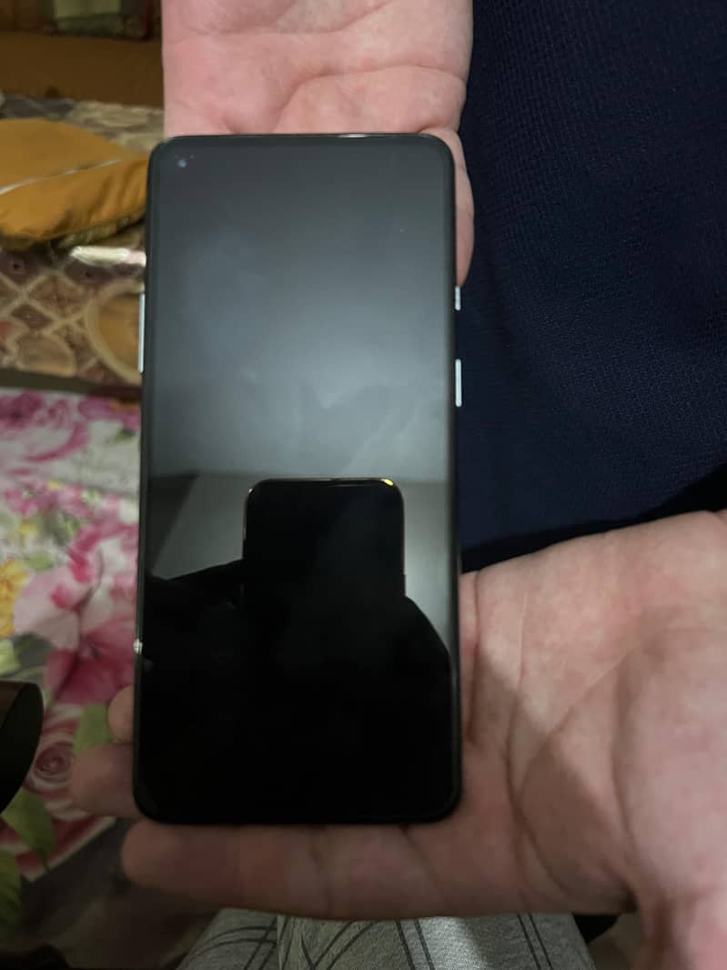One Plus 8T 1