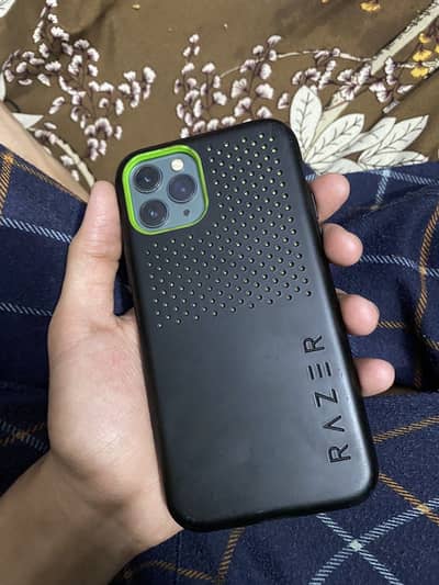Apple iPhone 11 Pro Wathapp 03299845059