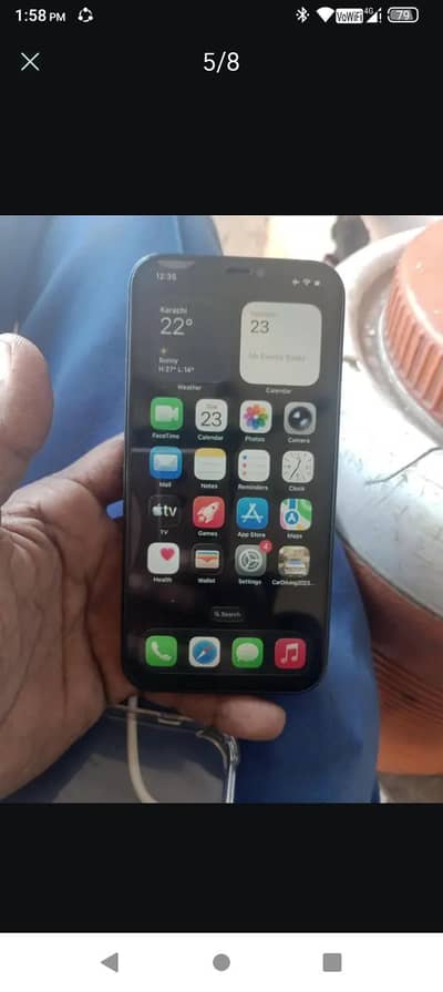 Apple iPhone 12