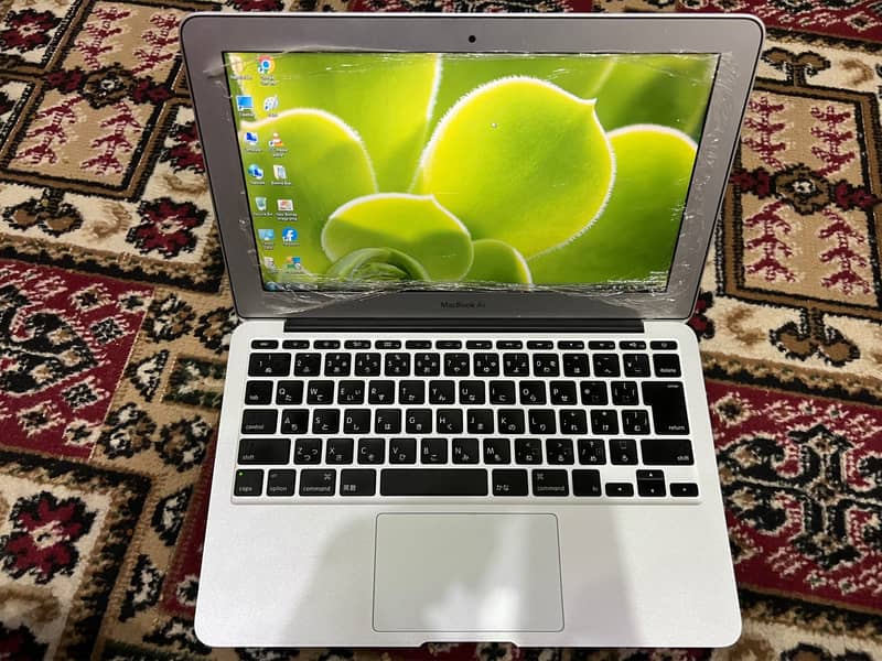 iPhone Mac book 2