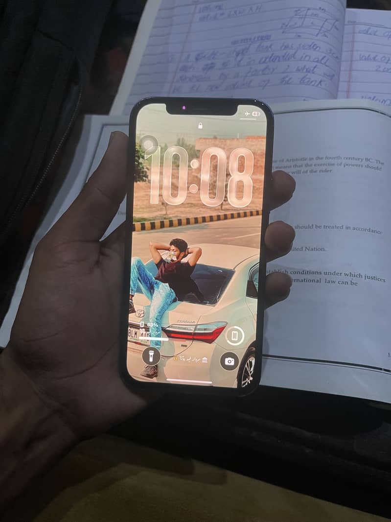 Apple iPhone 12 3