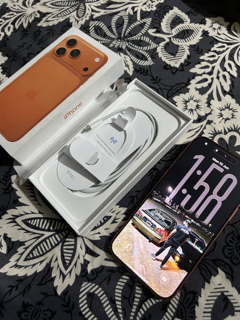 Iphone 17 pro max 6
