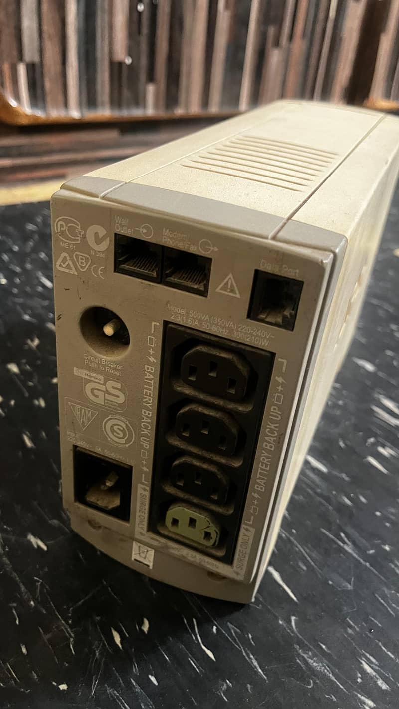 APC CS500 UPS 2