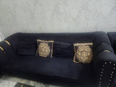 6 seater sofa almost new