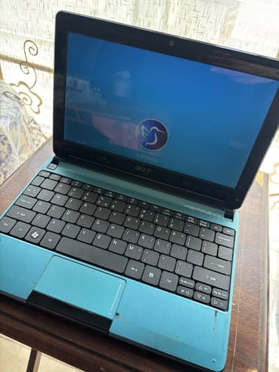 Acer Aspire One D257 Mini Laptop - Complete Original Box & Accessories