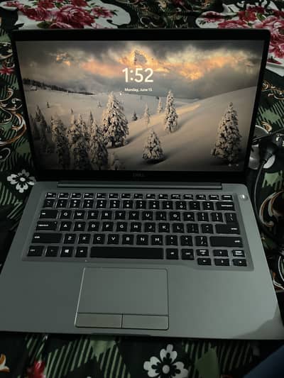 Lap top seller