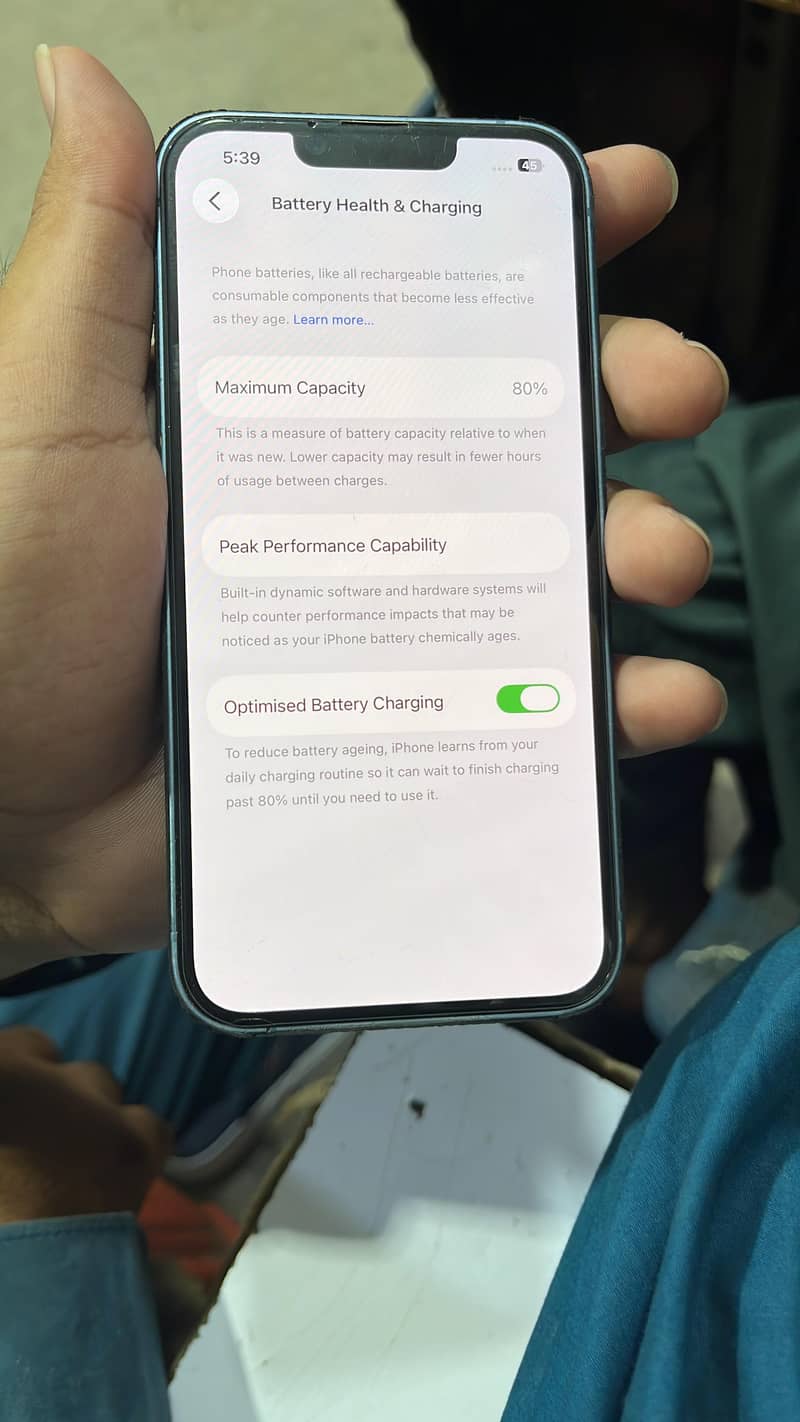 Apple iPhone 14 4