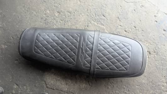 Seat for CD 70 Bike 10/10 condition