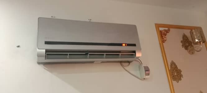 Kenwood ,1.0ton,Best Ac for small rooms , Excellent condition.