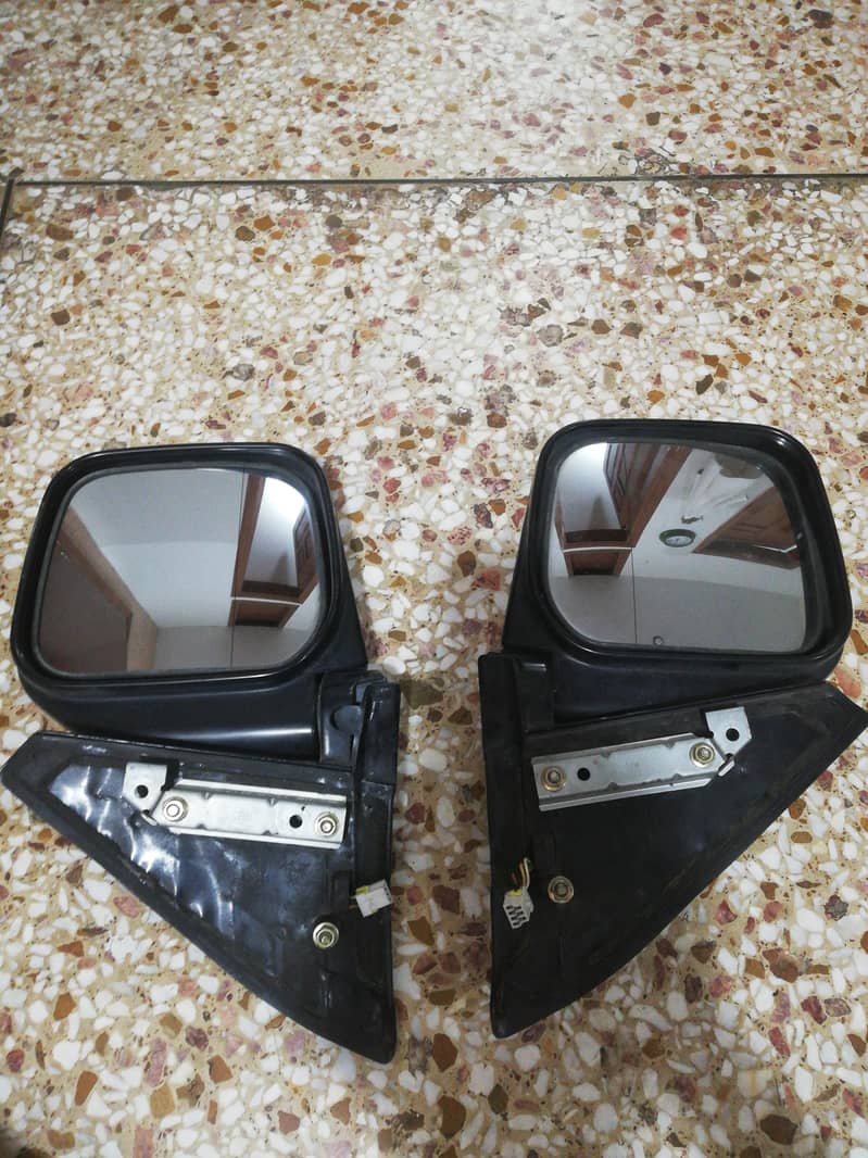 Left/right  automatic side mirrors 4