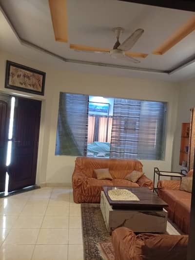 4.5Marla house for sale 4bad attached bathroom double TV lounge double kitchen for sale