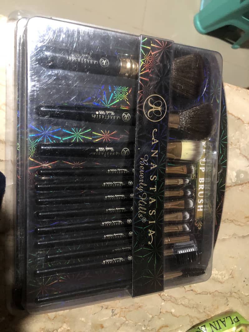 Makeup brushes 1