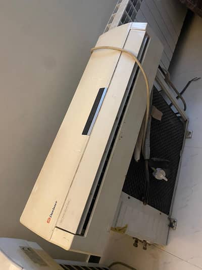 Dawlance 1.5 ton used Split Ac for sale