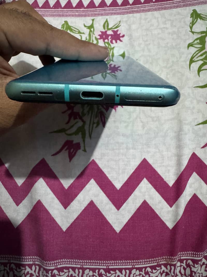 One Plus 8T 0