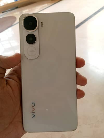 Vivo Y400