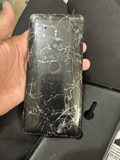 Sony Xperia XZ3 PTA Approved 4GB/64GB (negotiable)