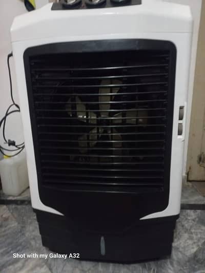 Izone Room Air cooler 0 /3//2/1/7/6/7/3/9/3/7