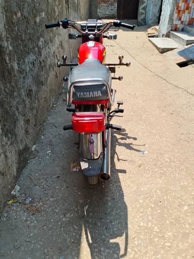 Yamaha 2007 modal mardan number total jenvan price 45000 mobail number