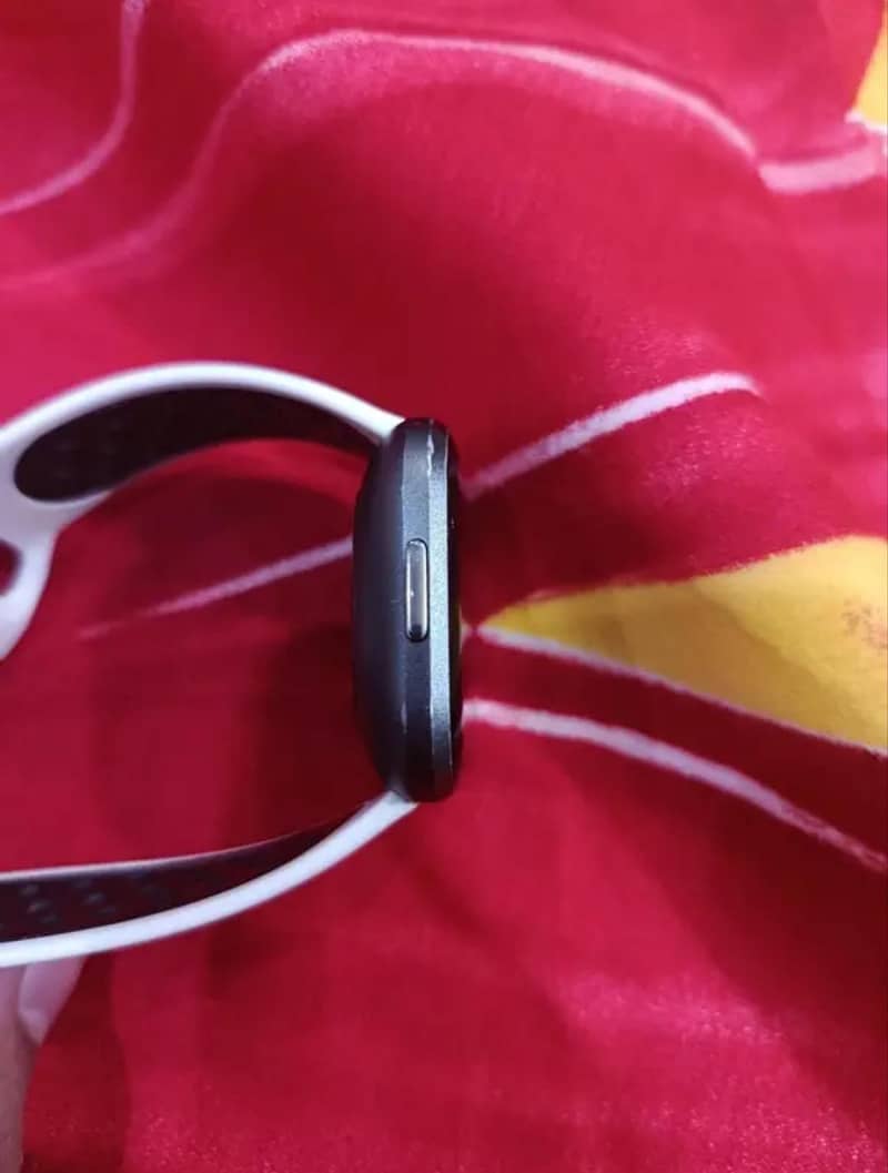 Google Fitbit Versa 2 1