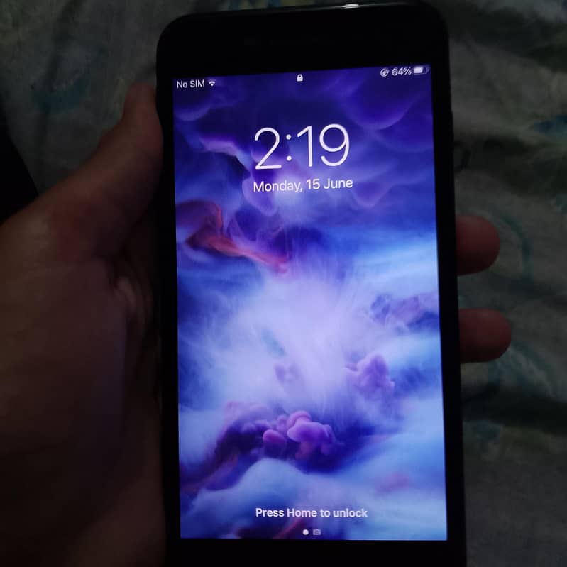 Apple iPhone 7 Plus 1