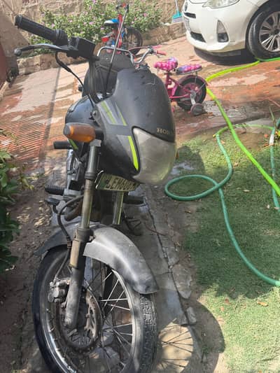 Honda deluxe CD100