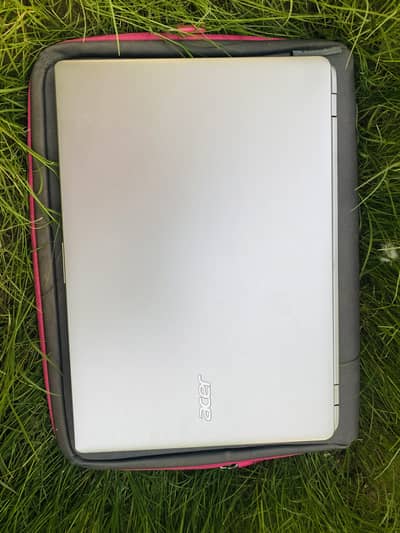 Acer Aspire V5-122P Touch and Type