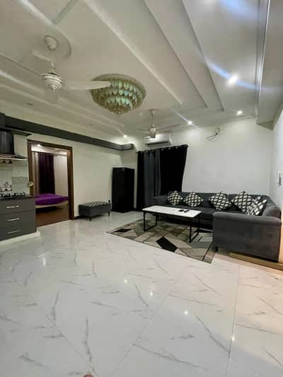 1 Bedroom Unfurnish Flat available for rent in Madina Tower