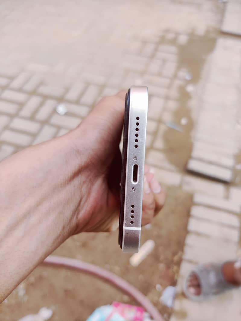 Apple iPhone XR converted 17pro max 4