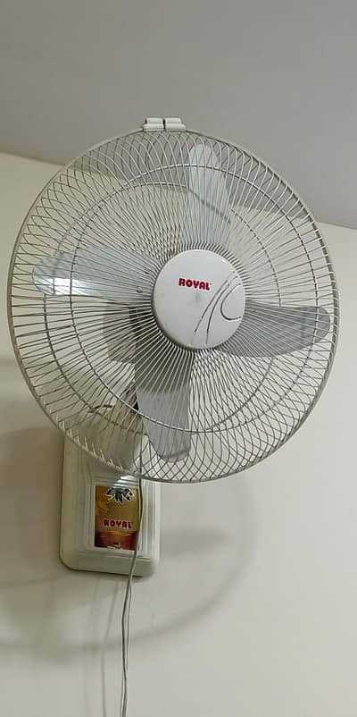 Royal Deluxe Elegant Bracket Fan-18"/COPPER-(Off-White-PG)