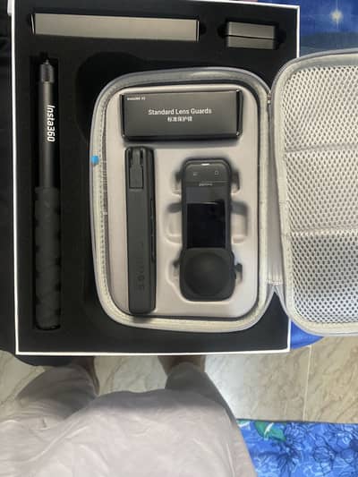 Insta 360 x5 essential bundle
