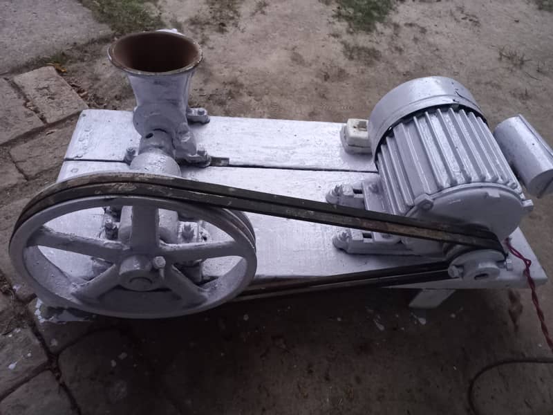 Qeema Machine 0