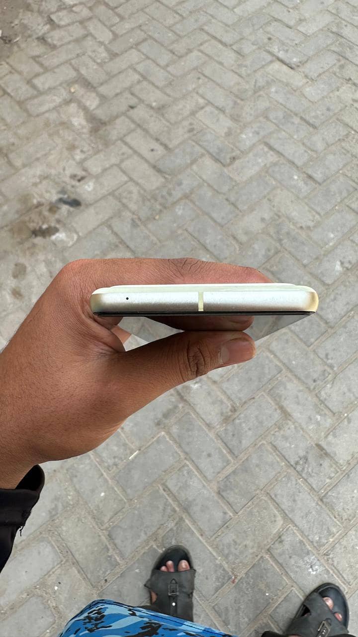 Google Pixel 7 5