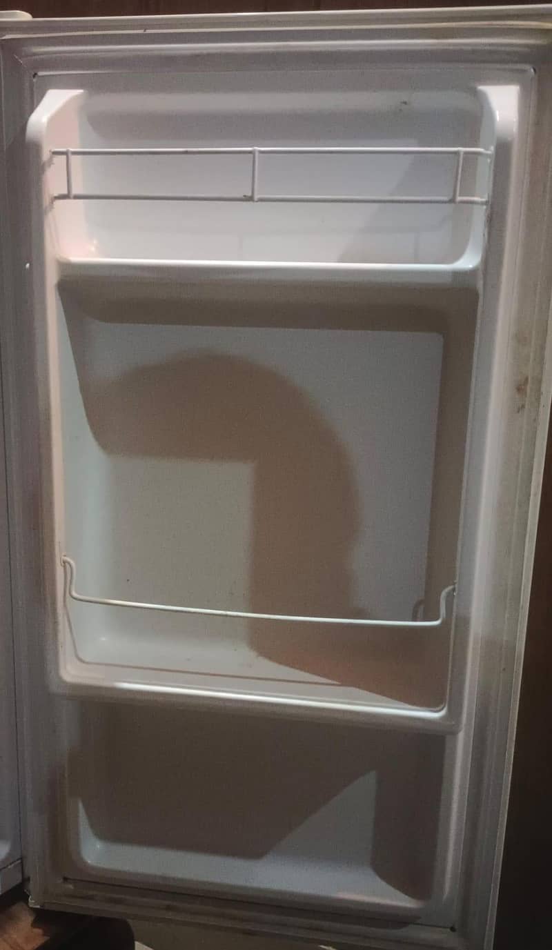 mini fridge 1